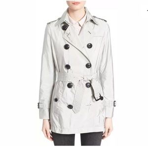 Burberry Brit Kerringdale Dove Short Trench 4